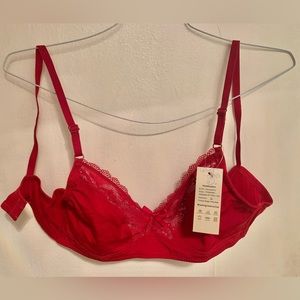 Telimussto 36AA Red Bra NWT